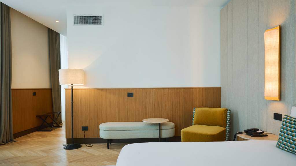 1-camera-suite-circle6-rome