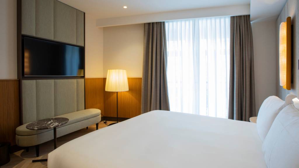 circle6-rome-tridente-collection-EXE2-103-1