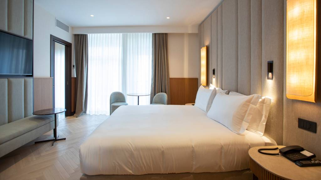 circle6-rome-tridente-collection-JS-106-5