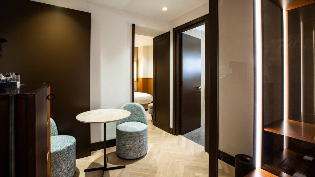 circle6-rome-tridente-collection-SUP-107-1