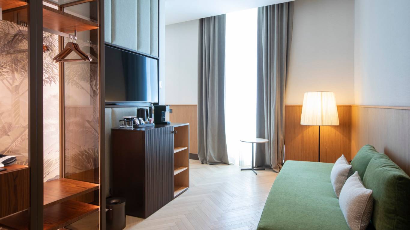 circle6-rome-tridente-collection-1B-204-1