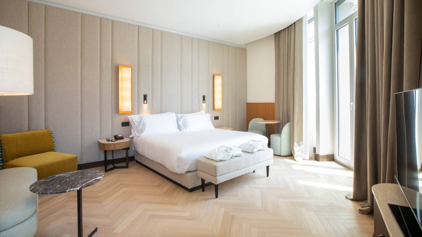 circle6-rome-tridente-collection-1B-204-6