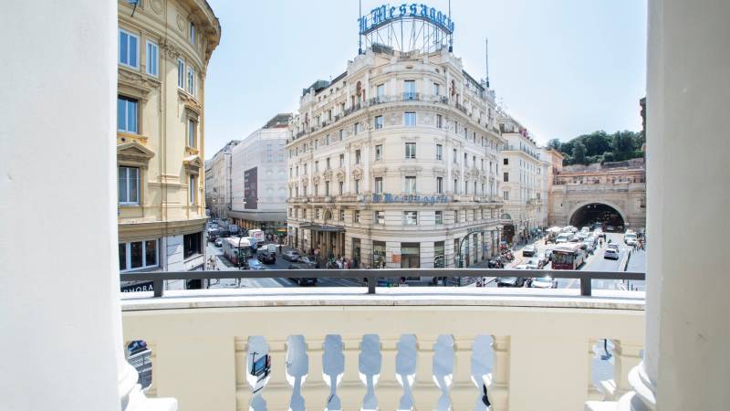 circle6-rome-tridente-collection-view-1